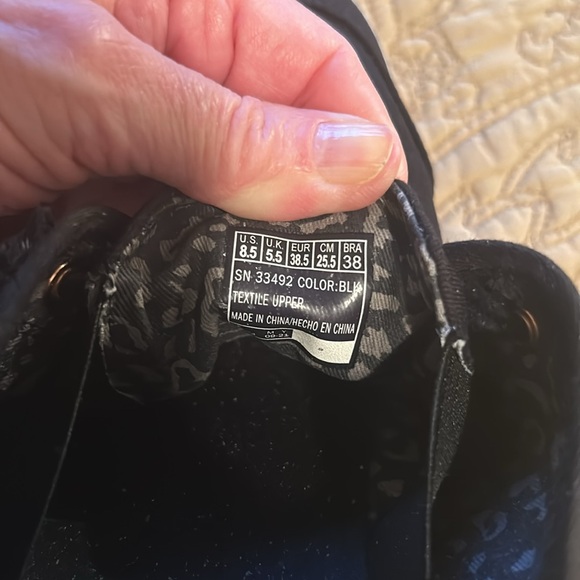 “Bobs” cute sneakers - Picture 8 of 10